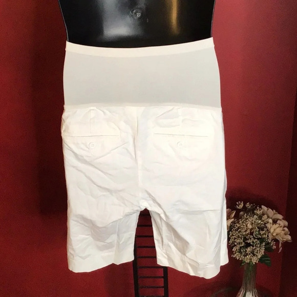 MOTHERHOOD MATERNITY SHORTS SIZE S - Picture 3 of 3